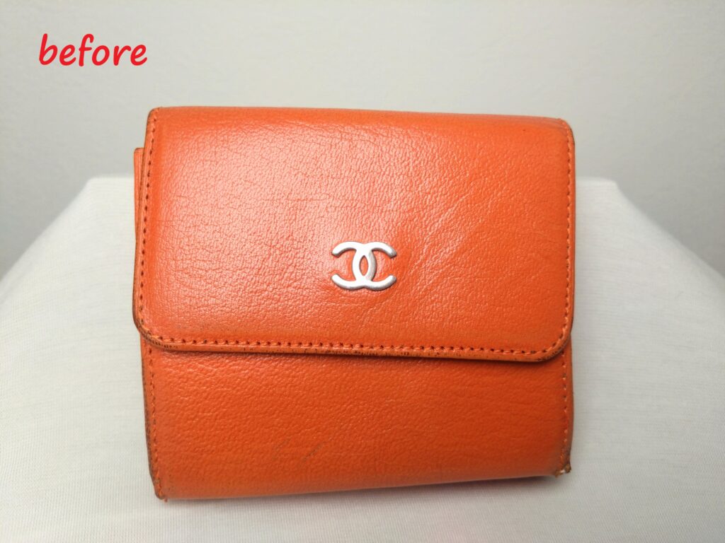 財布修理  CHANEL  ココマーク  ３つ折り財布  傷補修  染め直し修理